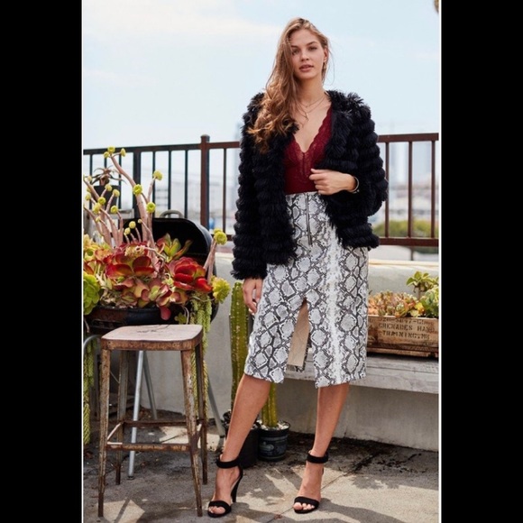 Jackets & Blazers - Black Fluffy shaggy cardigan slim jacket.
